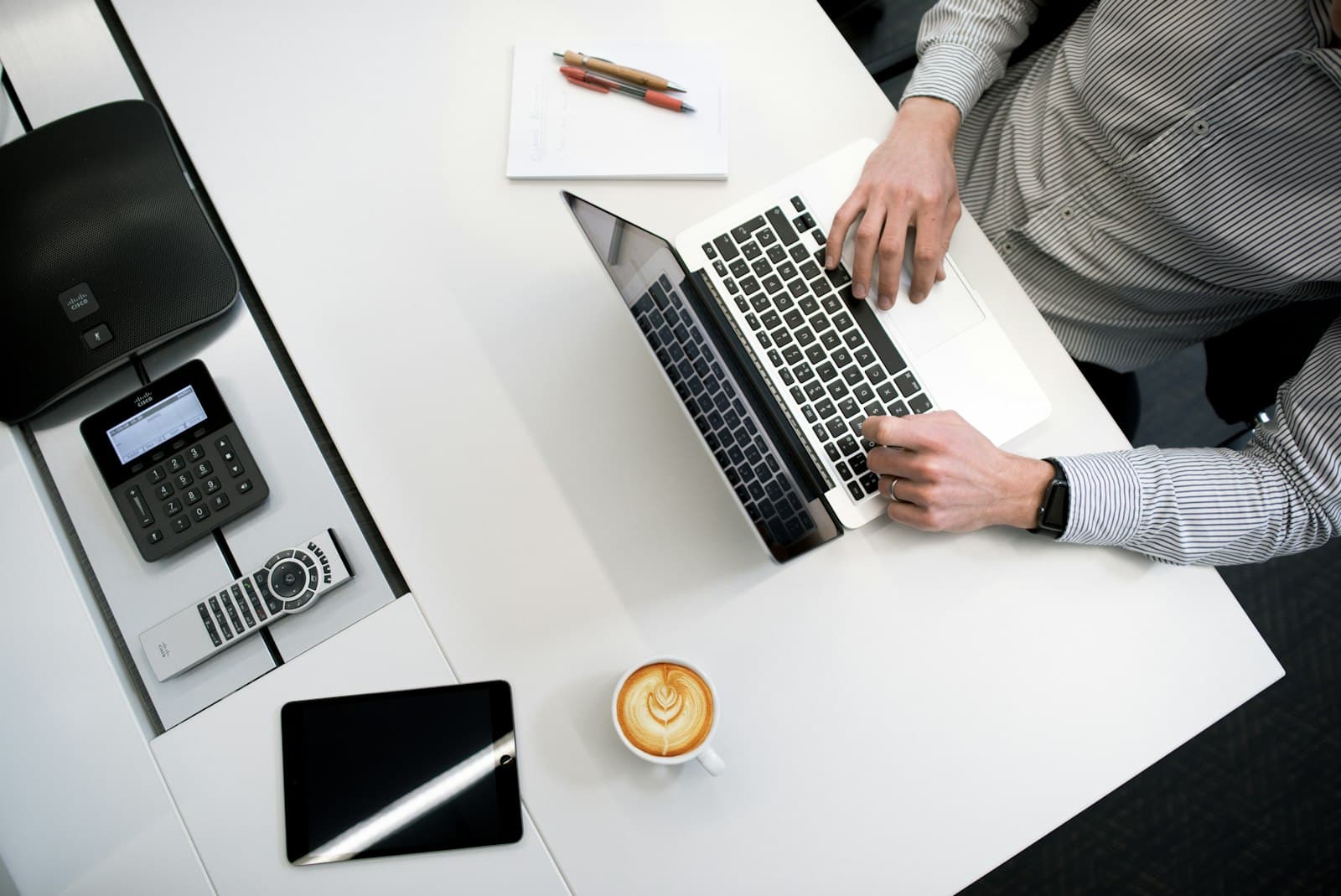 Hệ sinh thái mentor và giám khảo